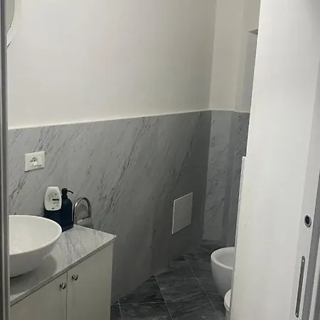 Stupendo Bilocale Nuovissimo Con Finiture Di Lusso *